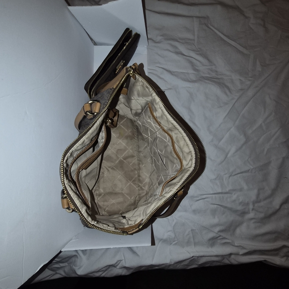 Michael Kors Brown and Tan Women's Bag Set - Picture 5 of 9